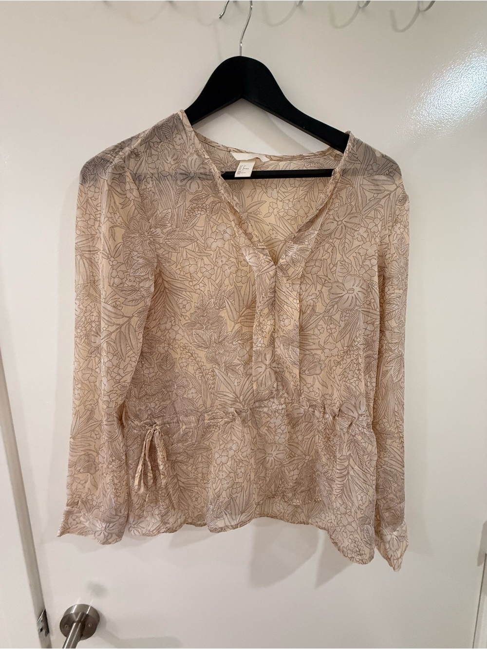 H&M Neutral Floral Lace-Print Peplum Blouse